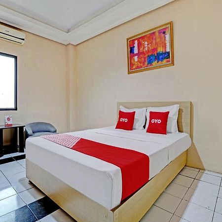 Oyo 3953 Hotel Catellya II Cipaku Bandung Luaran gambar