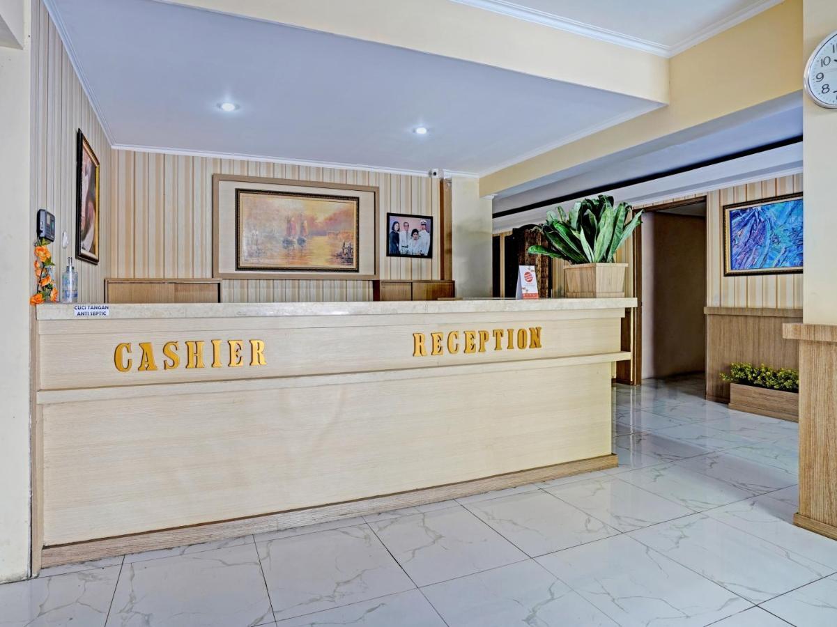 Oyo 3953 Hotel Catellya II Cipaku Bandung Luaran gambar