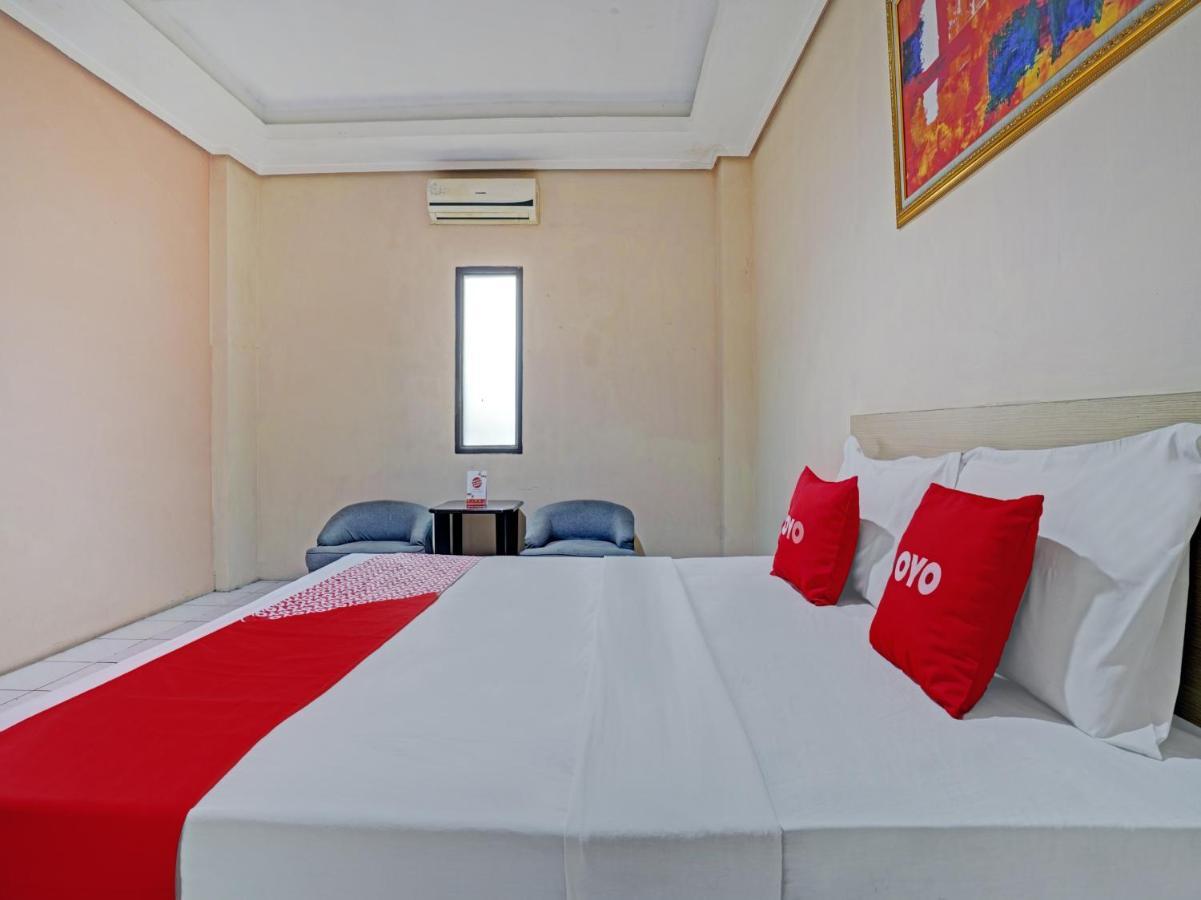 Oyo 3953 Hotel Catellya II Cipaku Bandung Luaran gambar