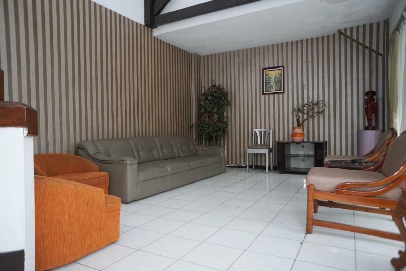 Oyo 3953 Hotel Catellya II Cipaku Bandung Luaran gambar