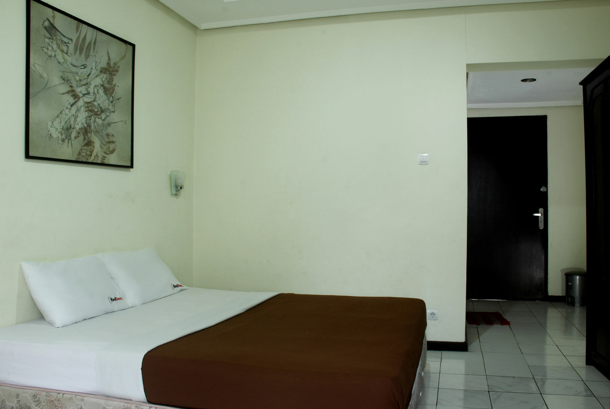 Oyo 3953 Hotel Catellya II Cipaku Bandung Luaran gambar